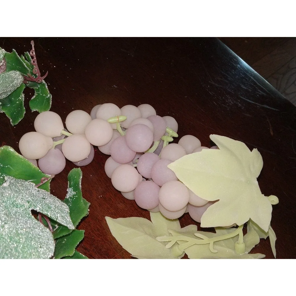 7 Vintage Artificial Faux Fruit Realistic Sugar Coated Grapes Home Table Decor